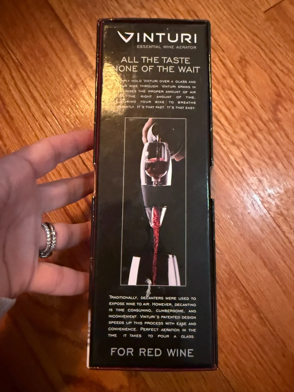 Vinturi Essential Wine Aerator - Black and Clear